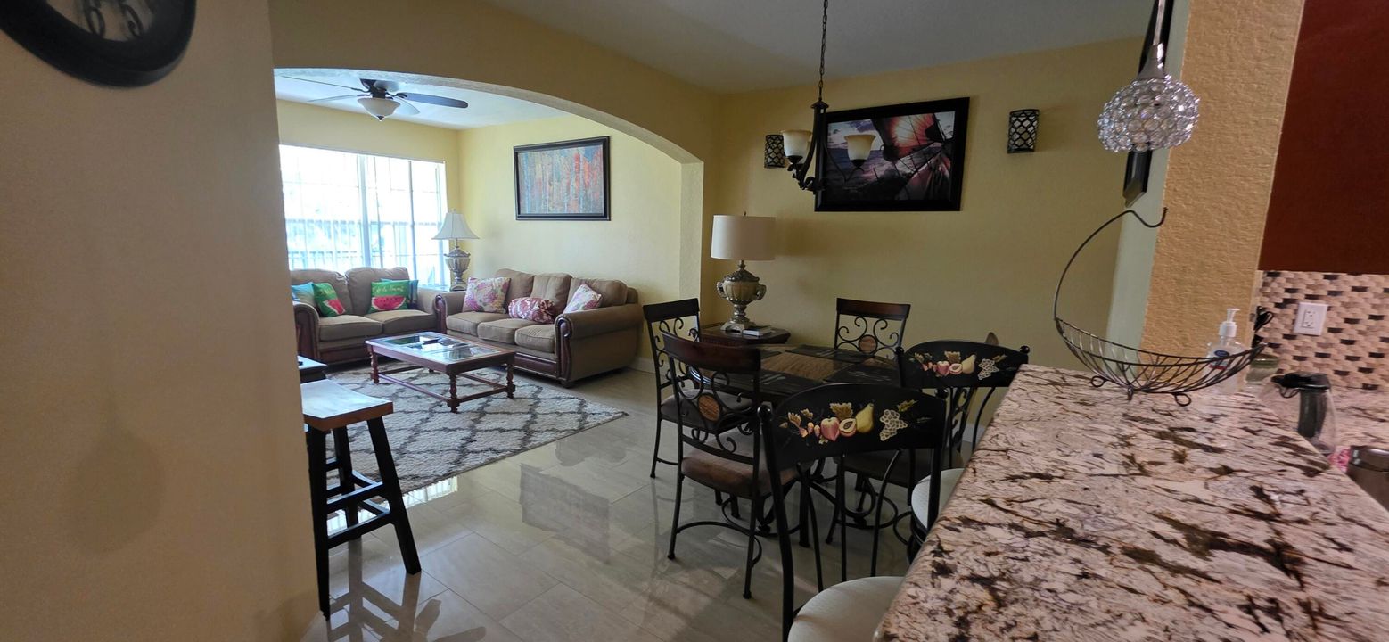 For Rent: $2,250 (2 beds, 2 baths, 1288 Square Feet)