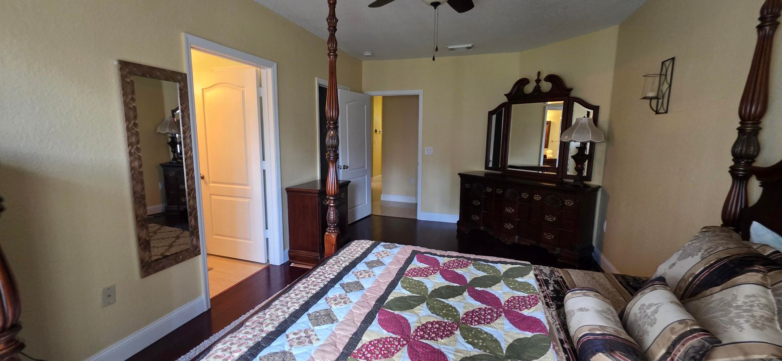 For Rent: $2,250 (2 beds, 2 baths, 1288 Square Feet)