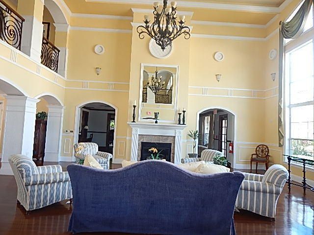 For Rent: $2,250 (2 beds, 2 baths, 1288 Square Feet)