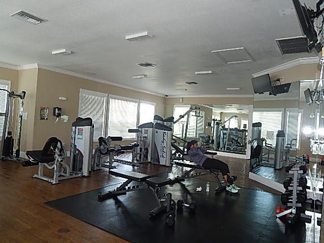 For Rent: $2,250 (2 beds, 2 baths, 1288 Square Feet)