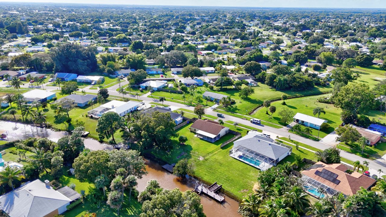 Active With Contract: $399,000 (3 beds, 2 baths, 1518 Square Feet)