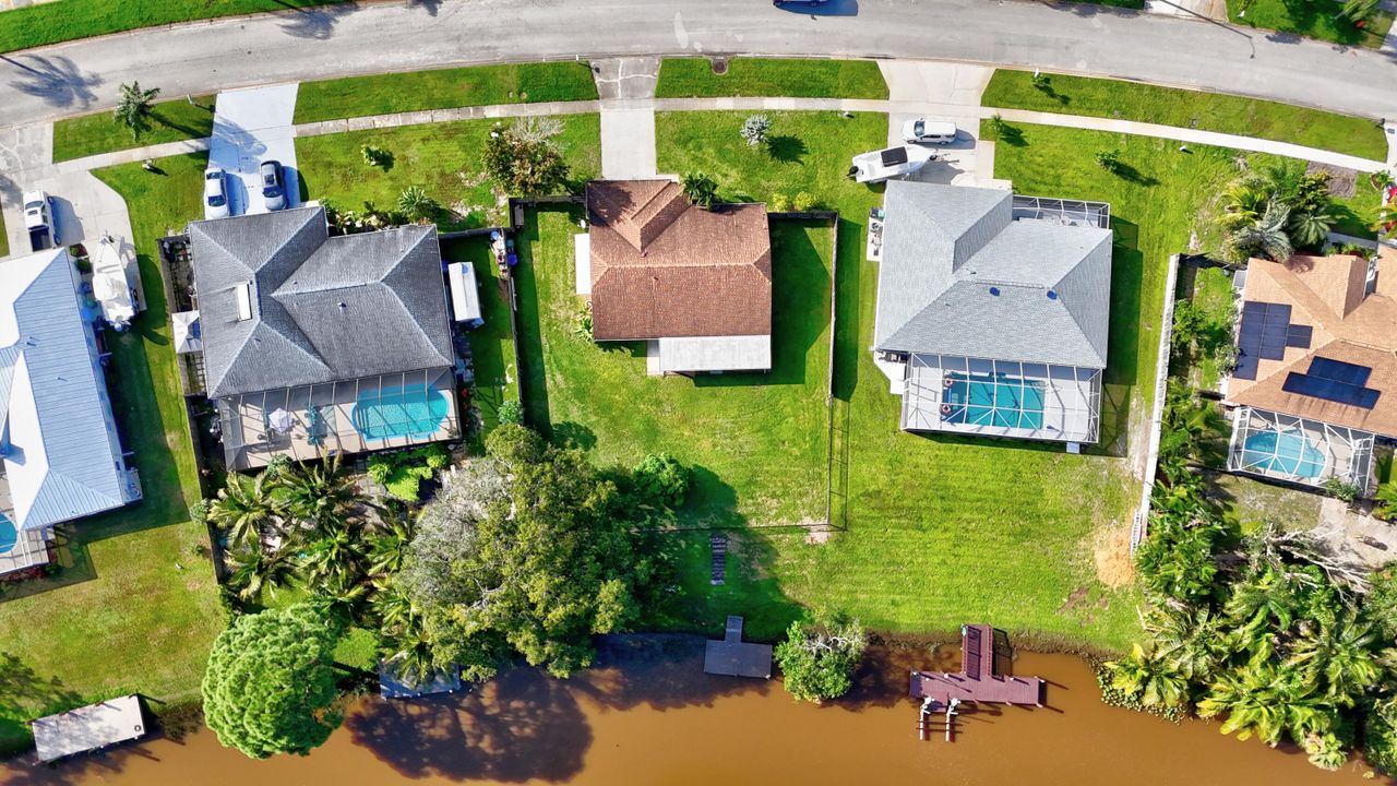 Active With Contract: $399,000 (3 beds, 2 baths, 1518 Square Feet)