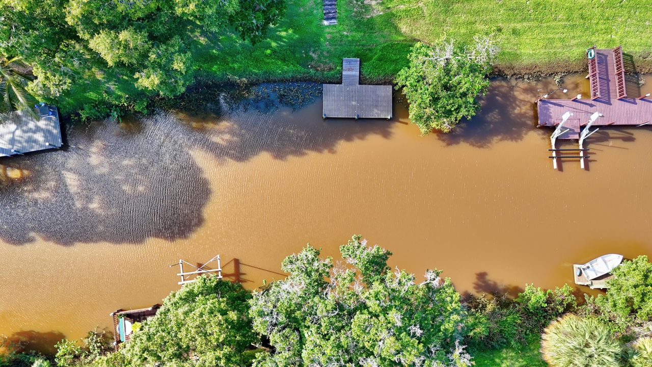 Active With Contract: $399,000 (3 beds, 2 baths, 1518 Square Feet)