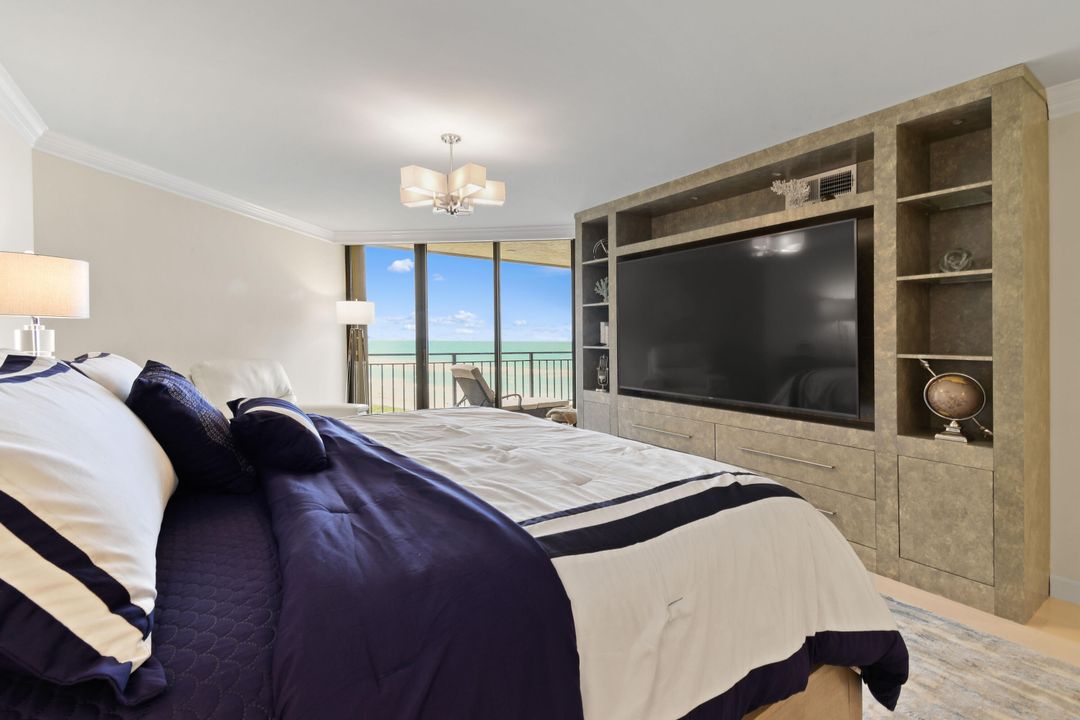 For Sale: $2,999,000 (3 beds, 3 baths, 2676 Square Feet)