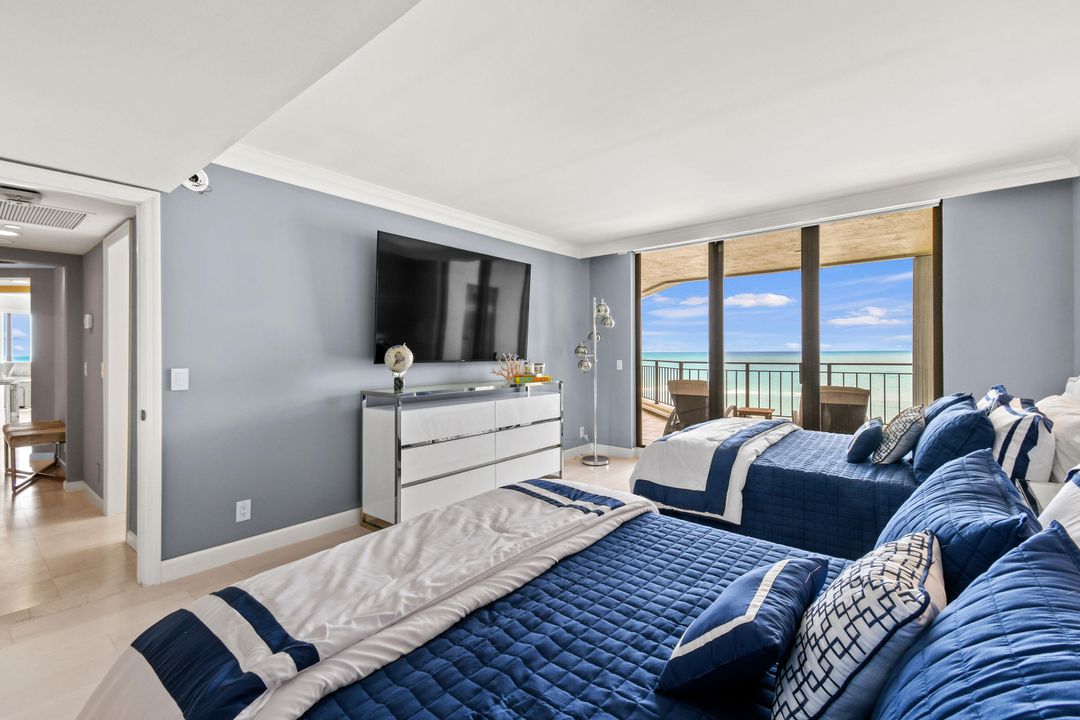 For Sale: $2,999,000 (3 beds, 3 baths, 2676 Square Feet)