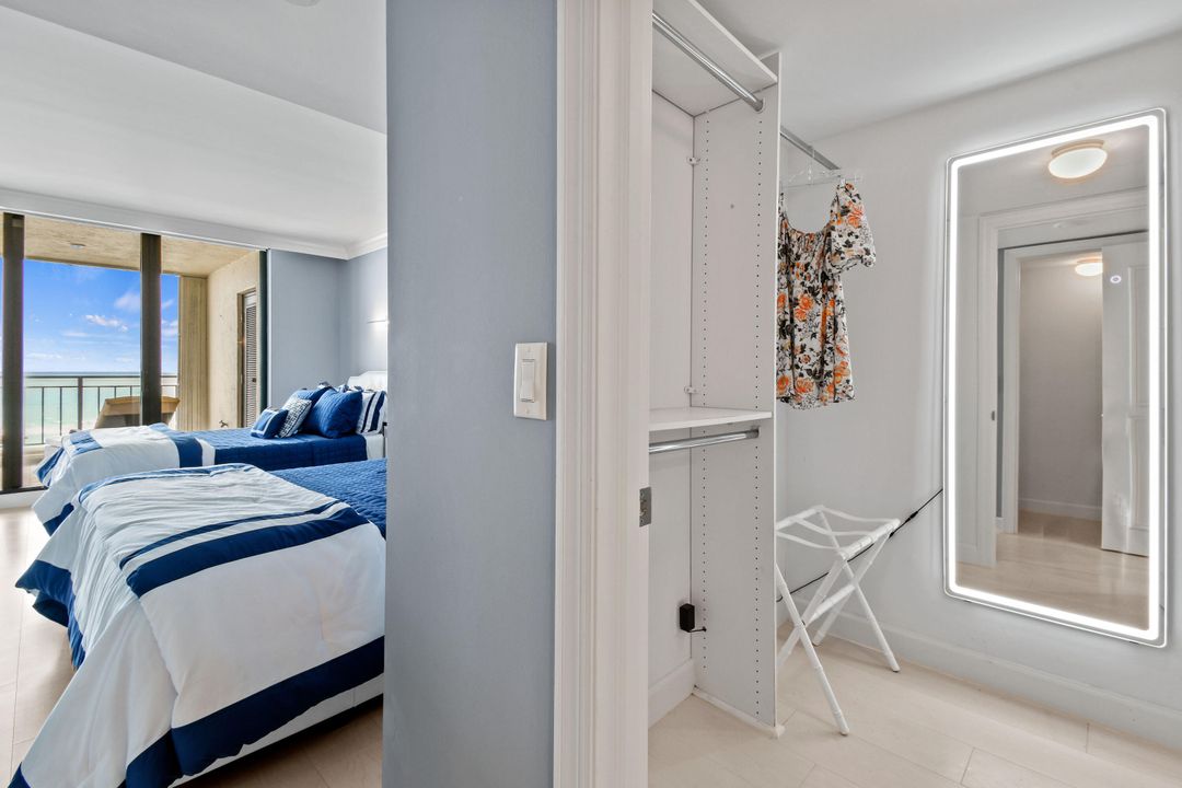 For Sale: $2,999,000 (3 beds, 3 baths, 2676 Square Feet)