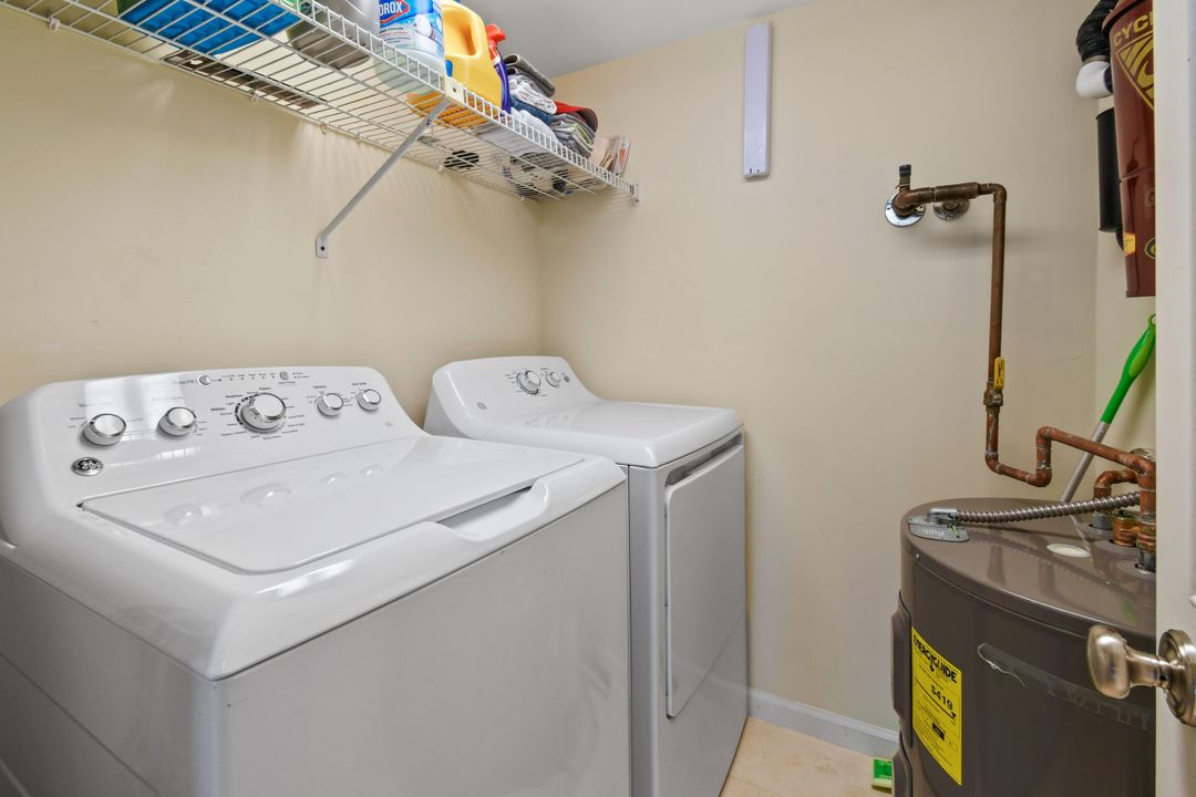 For Sale: $2,999,000 (3 beds, 3 baths, 2676 Square Feet)