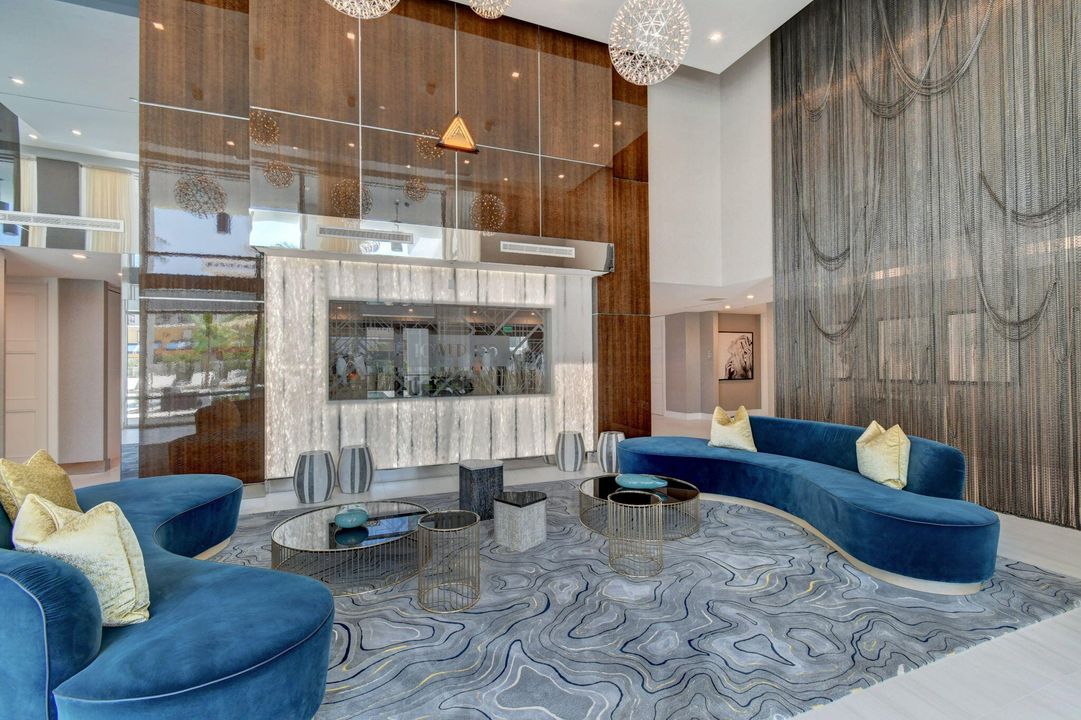 For Sale: $1,999,000 (3 beds, 3 baths, 2426 Square Feet)