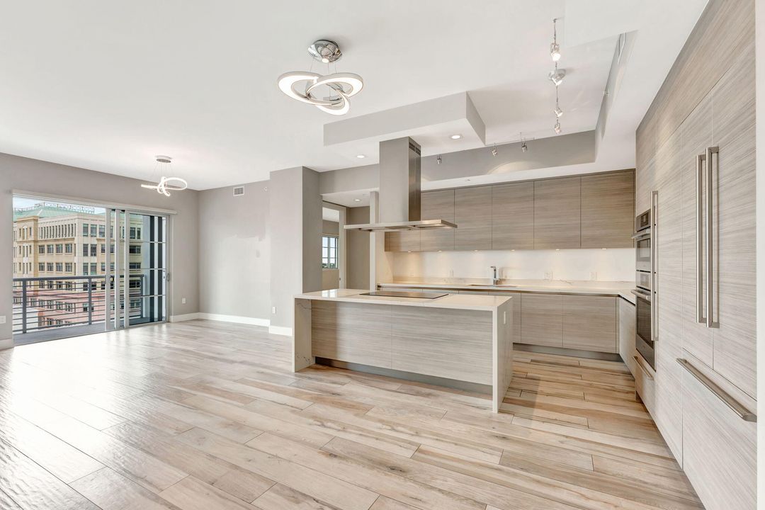 For Sale: $1,999,000 (3 beds, 3 baths, 2426 Square Feet)