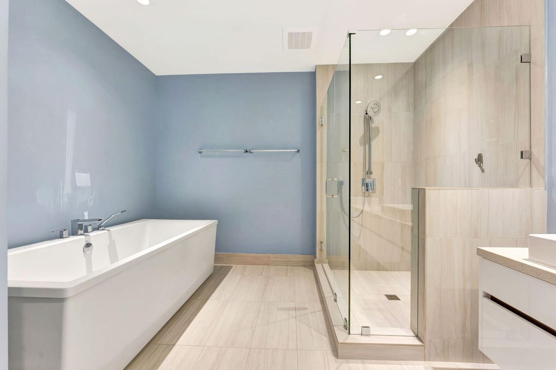 For Sale: $1,999,000 (3 beds, 3 baths, 2426 Square Feet)