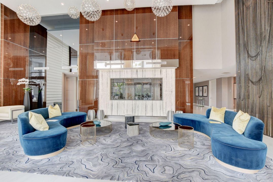 For Sale: $1,999,000 (3 beds, 3 baths, 2426 Square Feet)