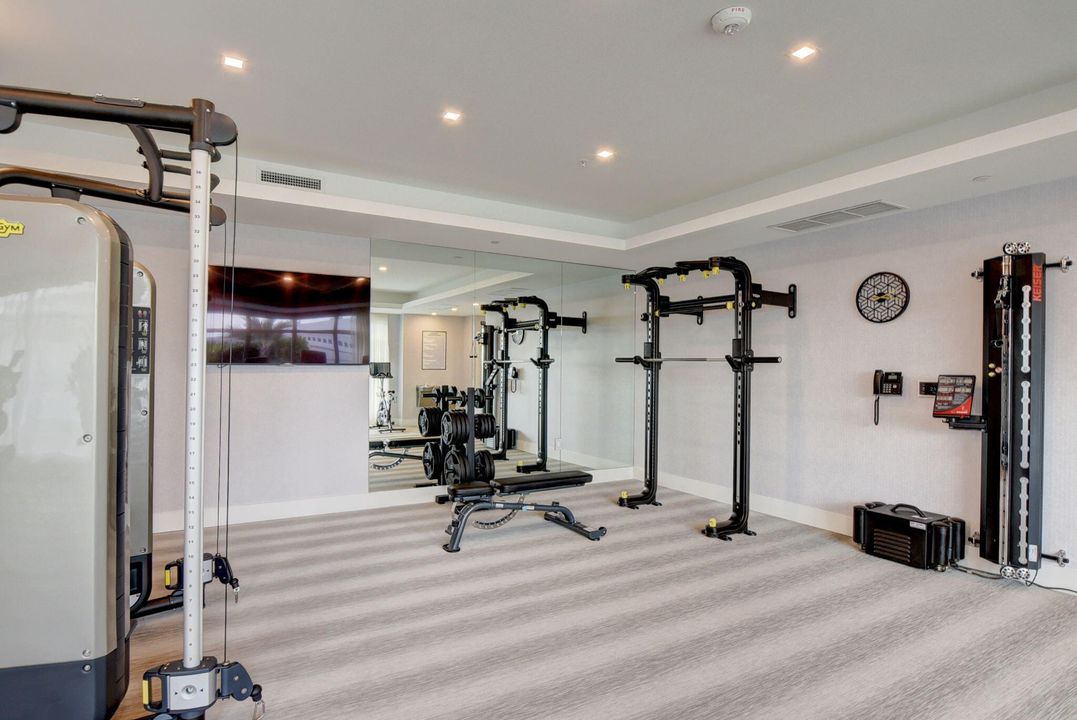 For Sale: $1,999,000 (3 beds, 3 baths, 2426 Square Feet)