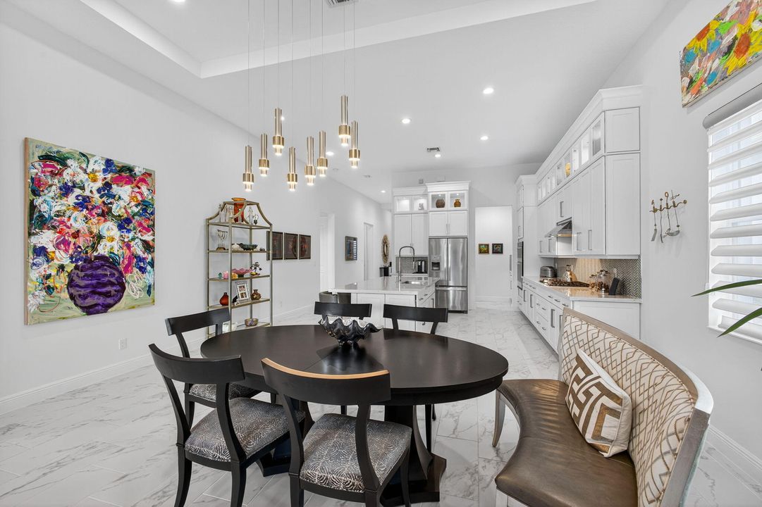 For Sale: $995,000 (3 beds, 3 baths, 2574 Square Feet)