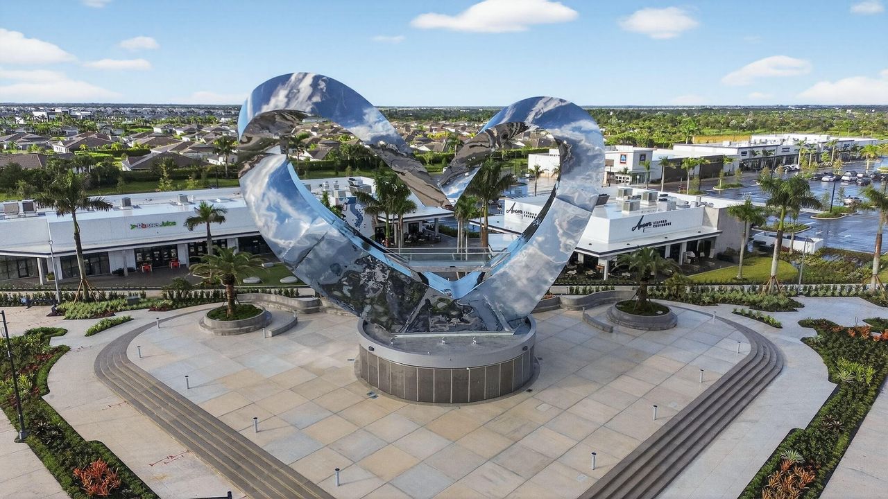 For Sale: $379,000 (2 beds, 2 baths, 1616 Square Feet)