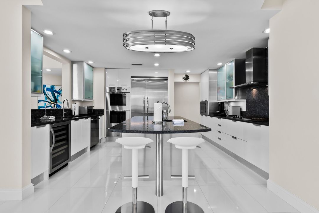 Active With Contract: $13,500 (4 beds, 4 baths, 3139 Square Feet)