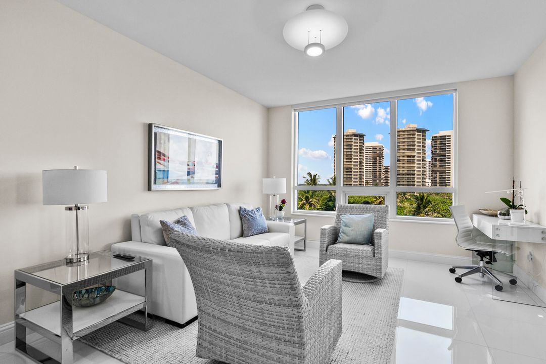 Active With Contract: $13,500 (4 beds, 4 baths, 3139 Square Feet)