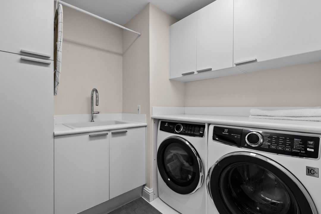 Active With Contract: $13,500 (4 beds, 4 baths, 3139 Square Feet)