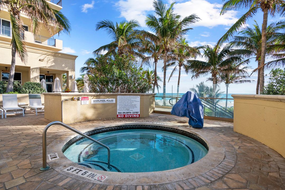 Active With Contract: $13,500 (4 beds, 4 baths, 3139 Square Feet)