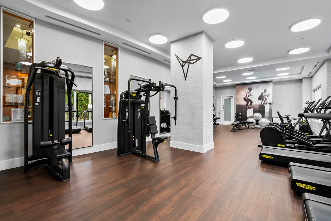 Active With Contract: $13,500 (4 beds, 4 baths, 3139 Square Feet)