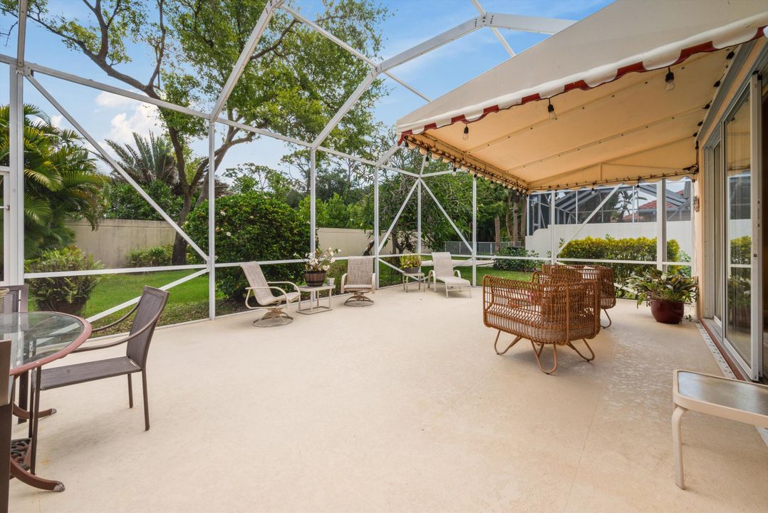 Active With Contract: $629,000 (3 beds, 2 baths, 1711 Square Feet)