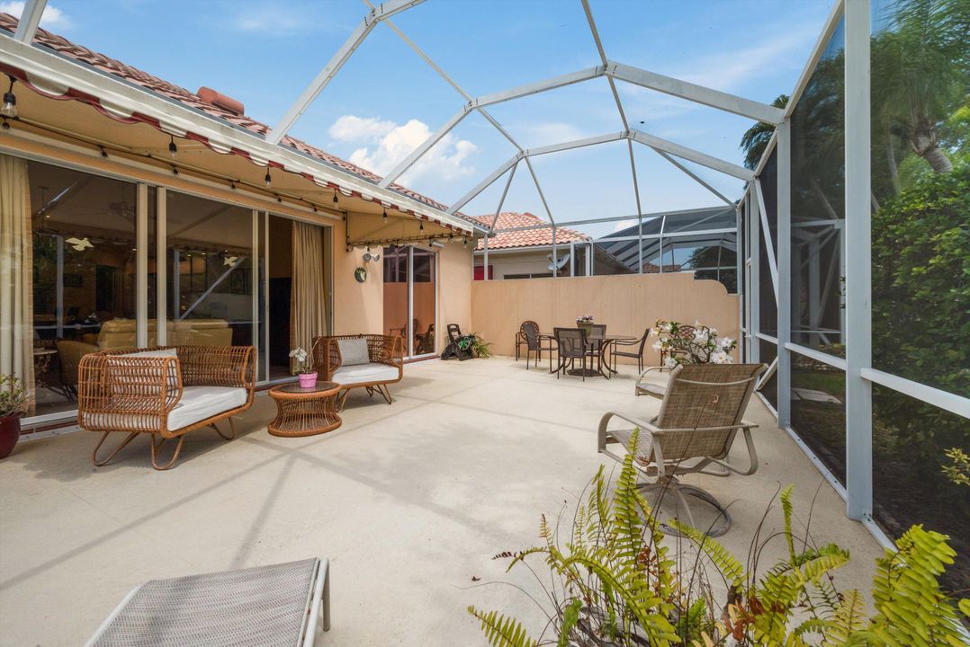 Active With Contract: $629,000 (3 beds, 2 baths, 1711 Square Feet)