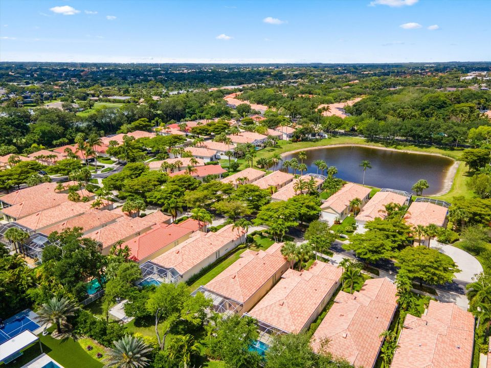 Active With Contract: $629,000 (3 beds, 2 baths, 1711 Square Feet)