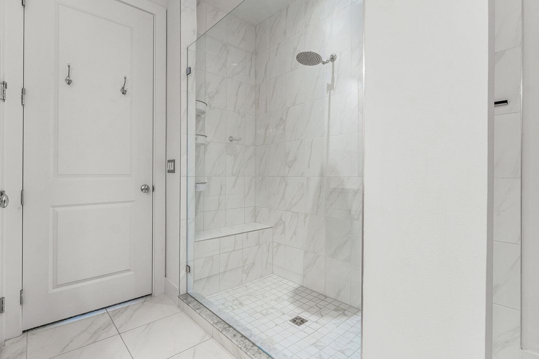 Activo con contrato: $880,000 (3 camas, 3 baños, 2252 Pies cuadrados)