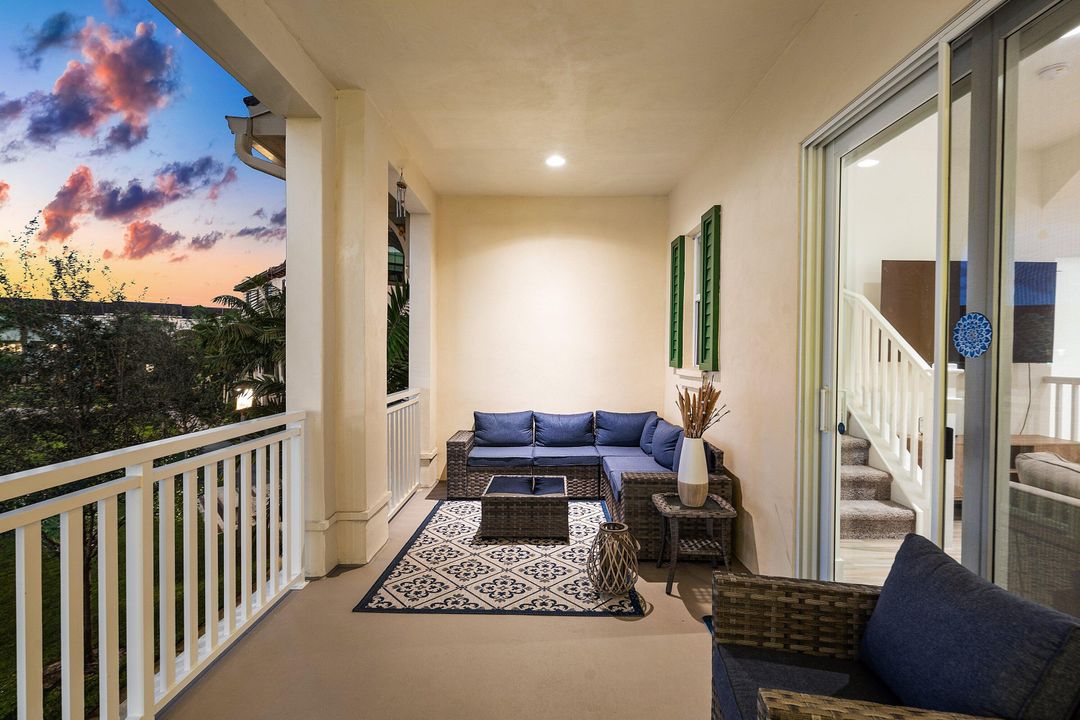 Activo con contrato: $880,000 (3 camas, 3 baños, 2252 Pies cuadrados)