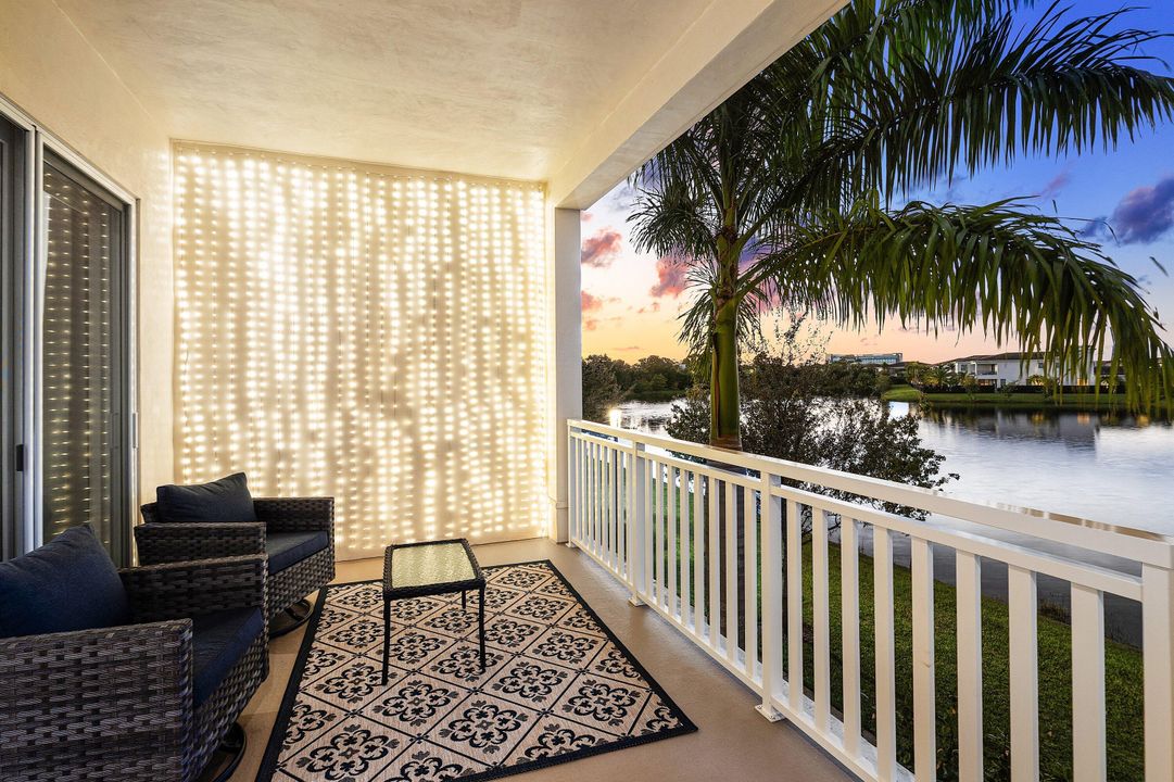 Activo con contrato: $880,000 (3 camas, 3 baños, 2252 Pies cuadrados)