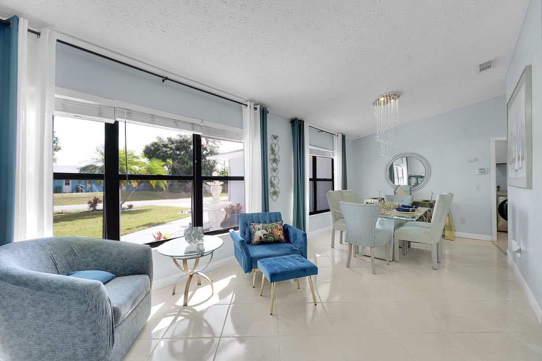 Active With Contract: $385,000 (3 beds, 2 baths, 1742 Square Feet)