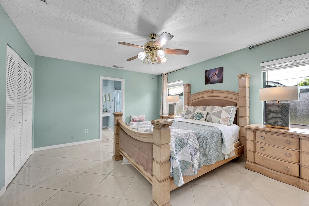 Active With Contract: $385,000 (3 beds, 2 baths, 1742 Square Feet)