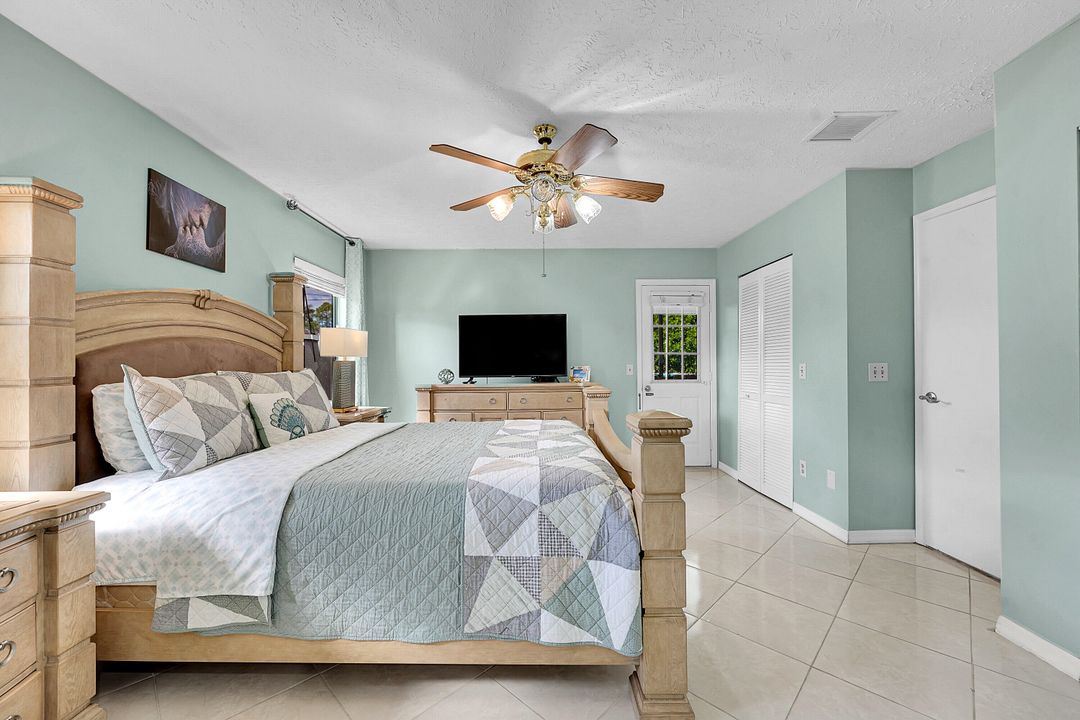 Active With Contract: $385,000 (3 beds, 2 baths, 1742 Square Feet)