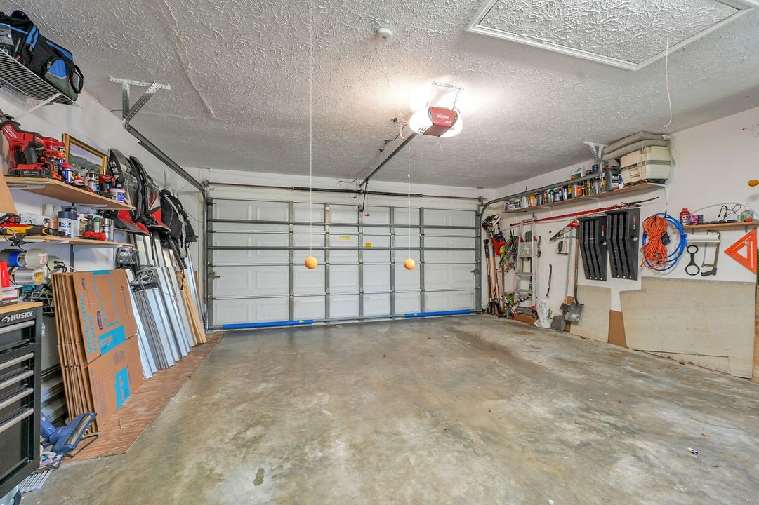 Active With Contract: $385,000 (3 beds, 2 baths, 1742 Square Feet)