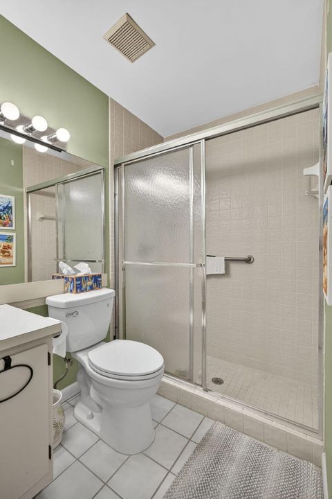 For Sale: $199,900 (2 beds, 2 baths, 1127 Square Feet)