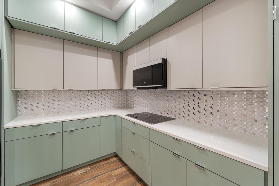 待售: $630,000 (4 贝兹, 3 浴室, 2358 平方英尺)