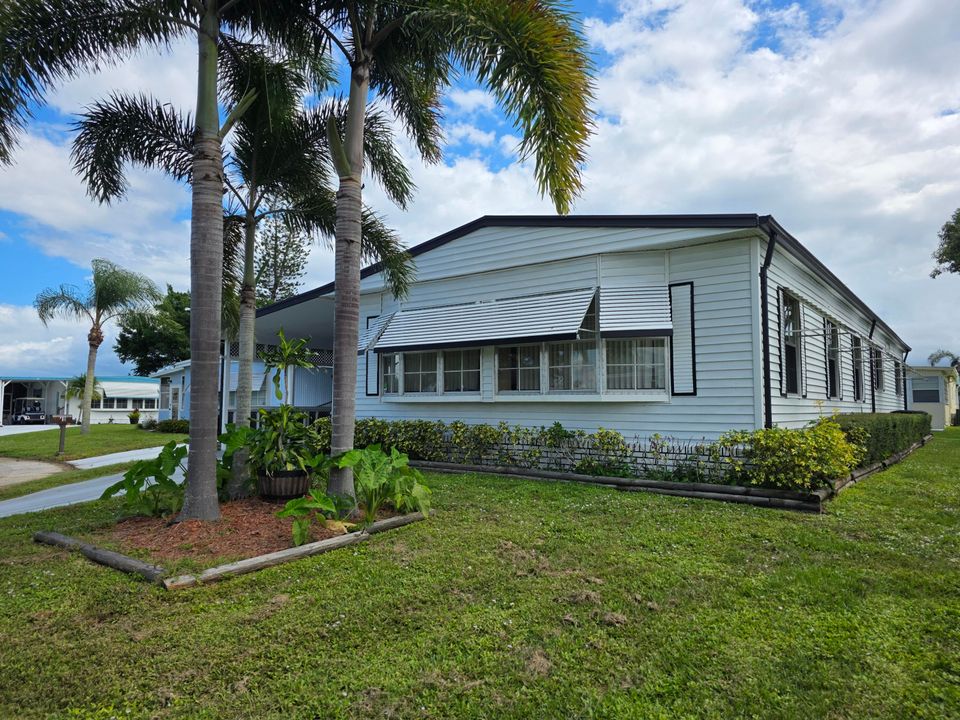 待售: $59,999 (2 贝兹, 2 浴室, 1380 平方英尺)