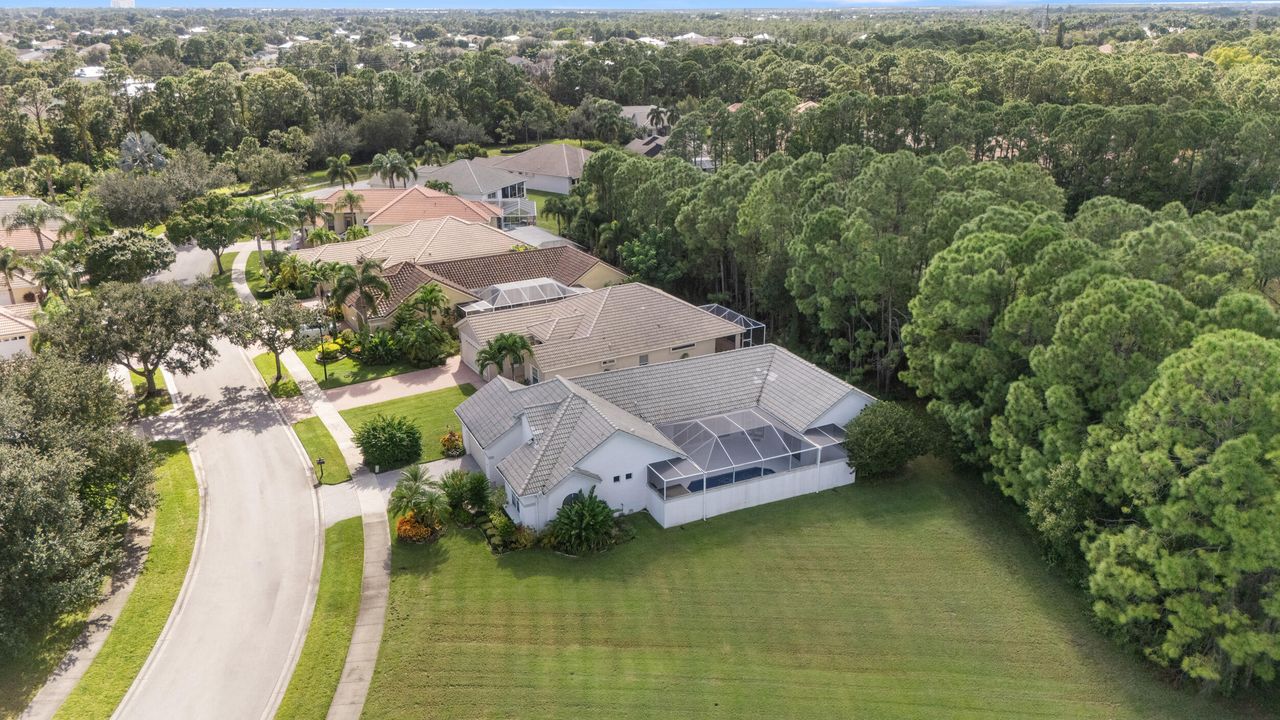 待售: $630,000 (4 贝兹, 3 浴室, 2358 平方英尺)