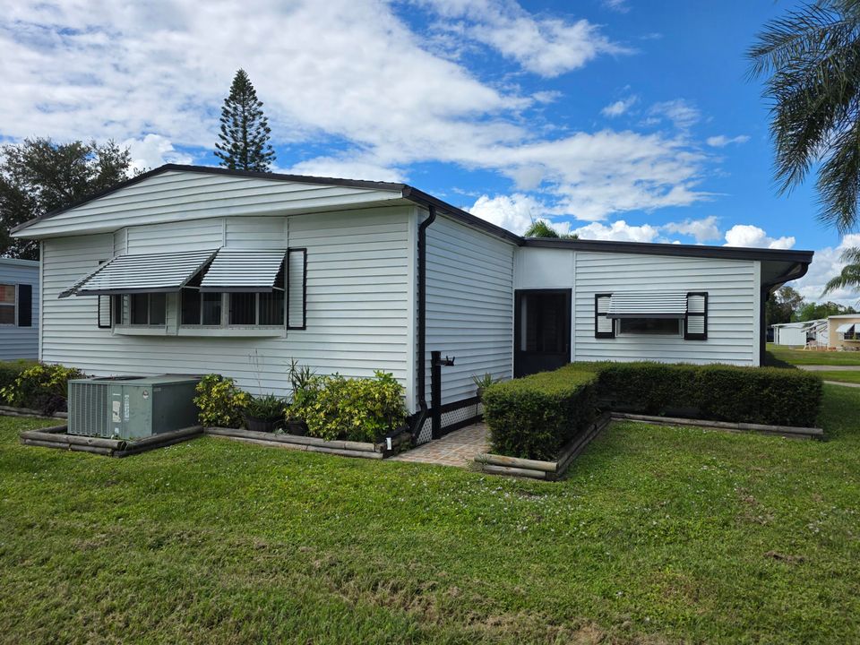 待售: $59,999 (2 贝兹, 2 浴室, 1380 平方英尺)