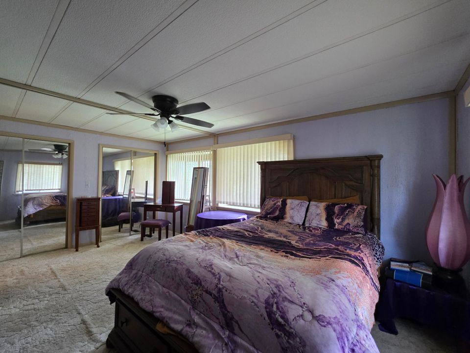 待售: $59,999 (2 贝兹, 2 浴室, 1380 平方英尺)