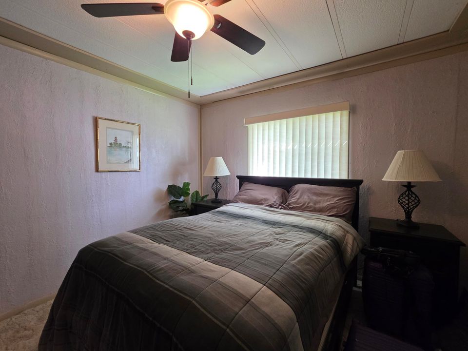 待售: $59,999 (2 贝兹, 2 浴室, 1380 平方英尺)