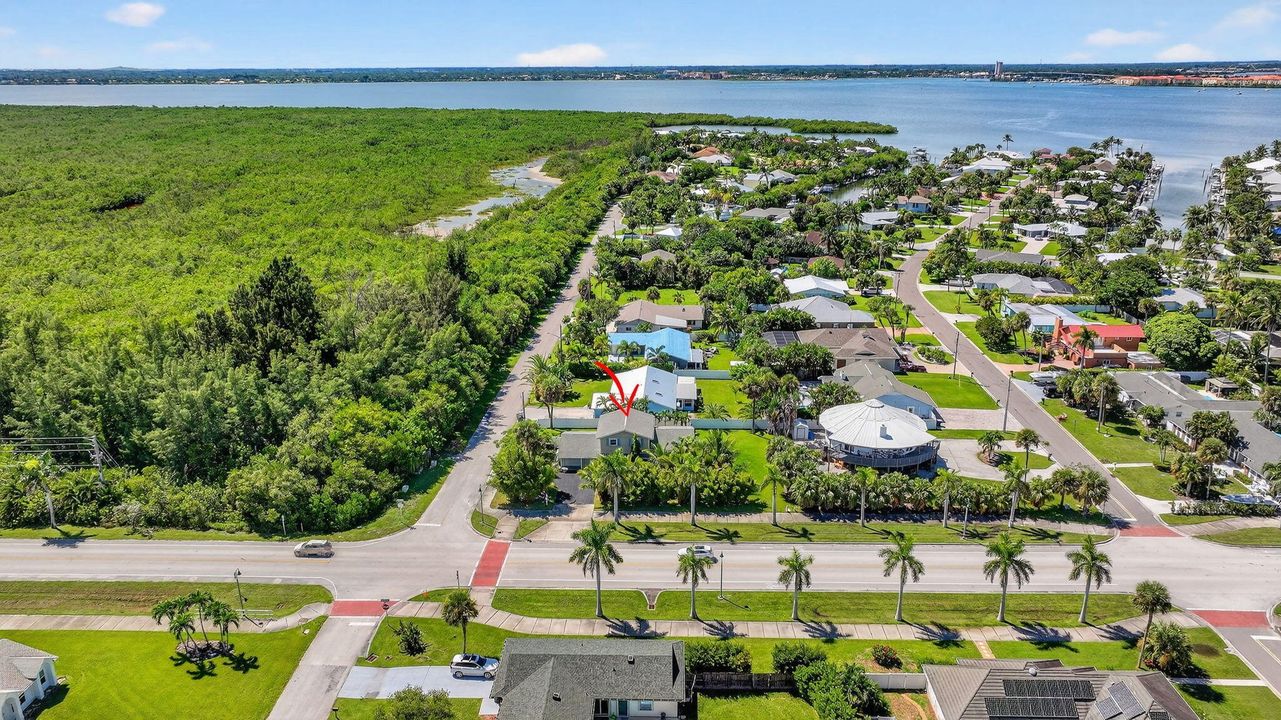 出租: $3,650 (4 贝兹, 3 浴室, 1866 平方英尺)