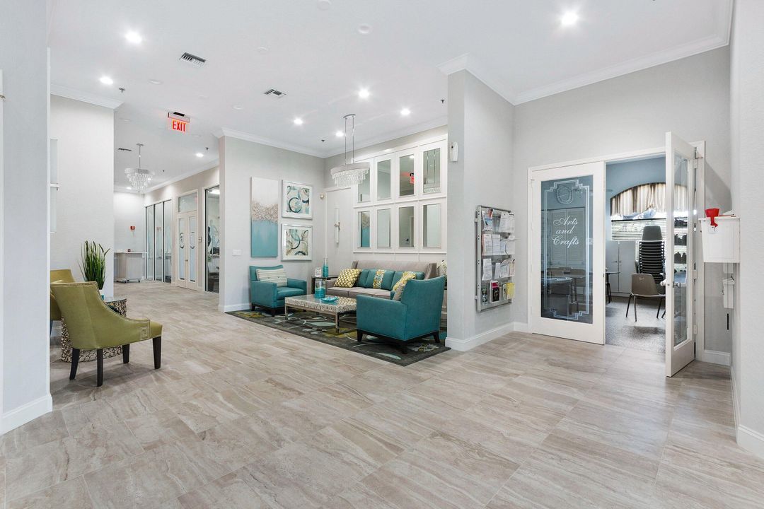 Active With Contract: $357,500 (2 beds, 2 baths, 1649 Square Feet)