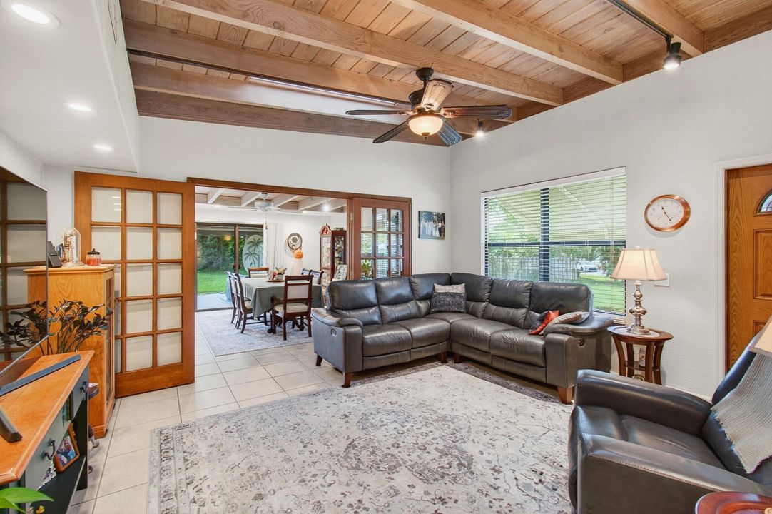 Active With Contract: $1,300,000 (3 beds, 2 baths, 1573 Square Feet)