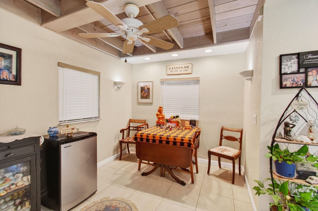 Active With Contract: $1,300,000 (3 beds, 2 baths, 1573 Square Feet)