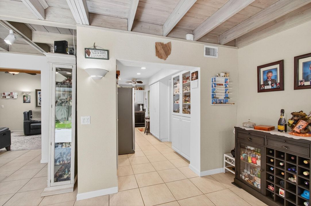 Active With Contract: $1,300,000 (3 beds, 2 baths, 1573 Square Feet)