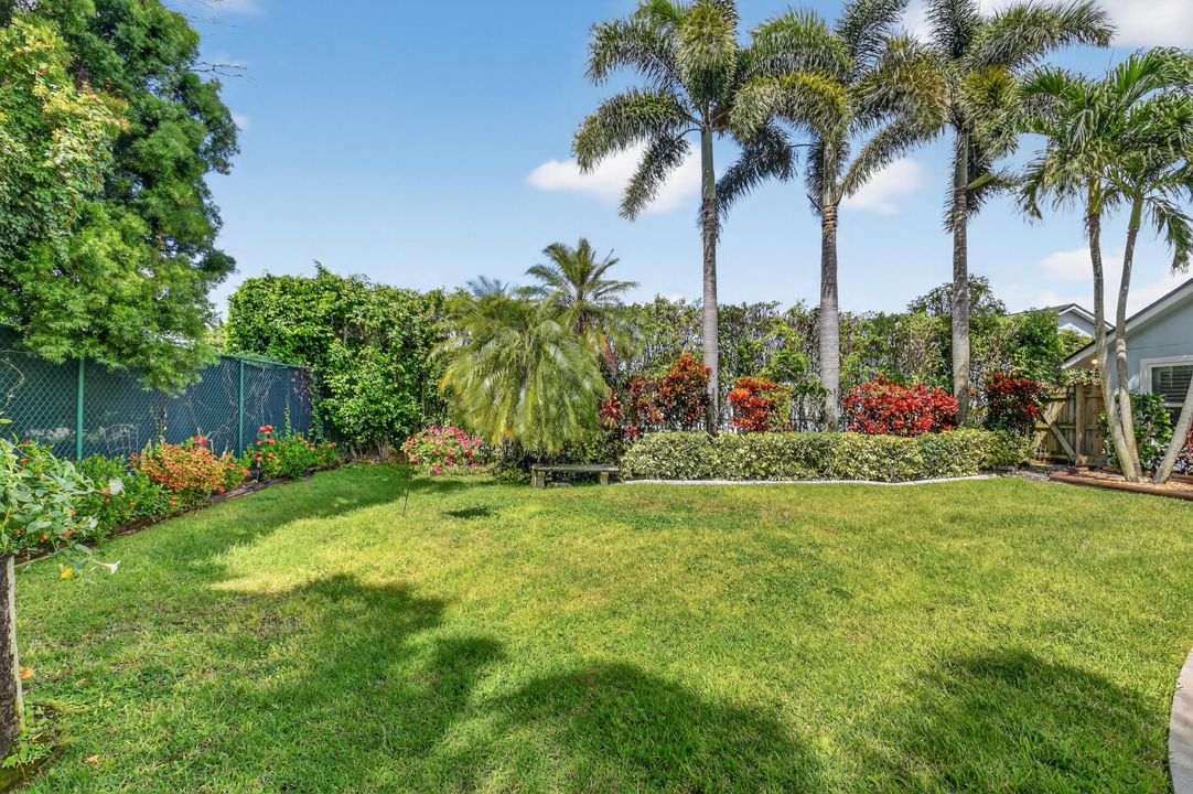 Active With Contract: $649,000 (3 beds, 2 baths, 1845 Square Feet)