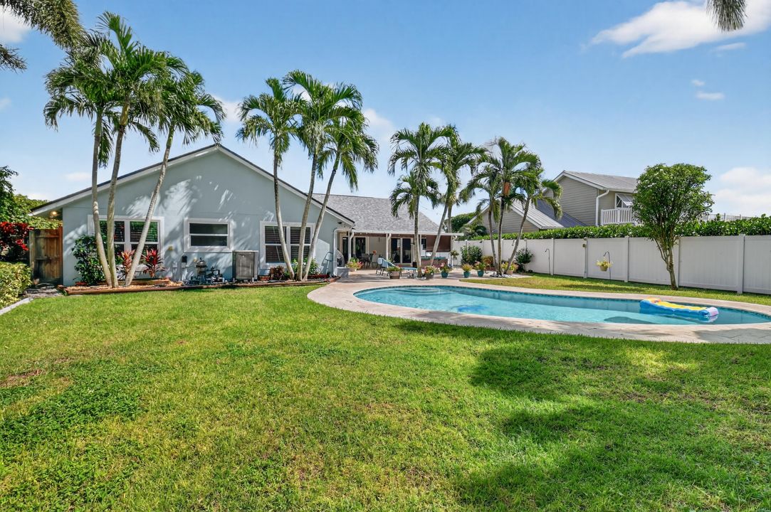 Active With Contract: $649,000 (3 beds, 2 baths, 1845 Square Feet)