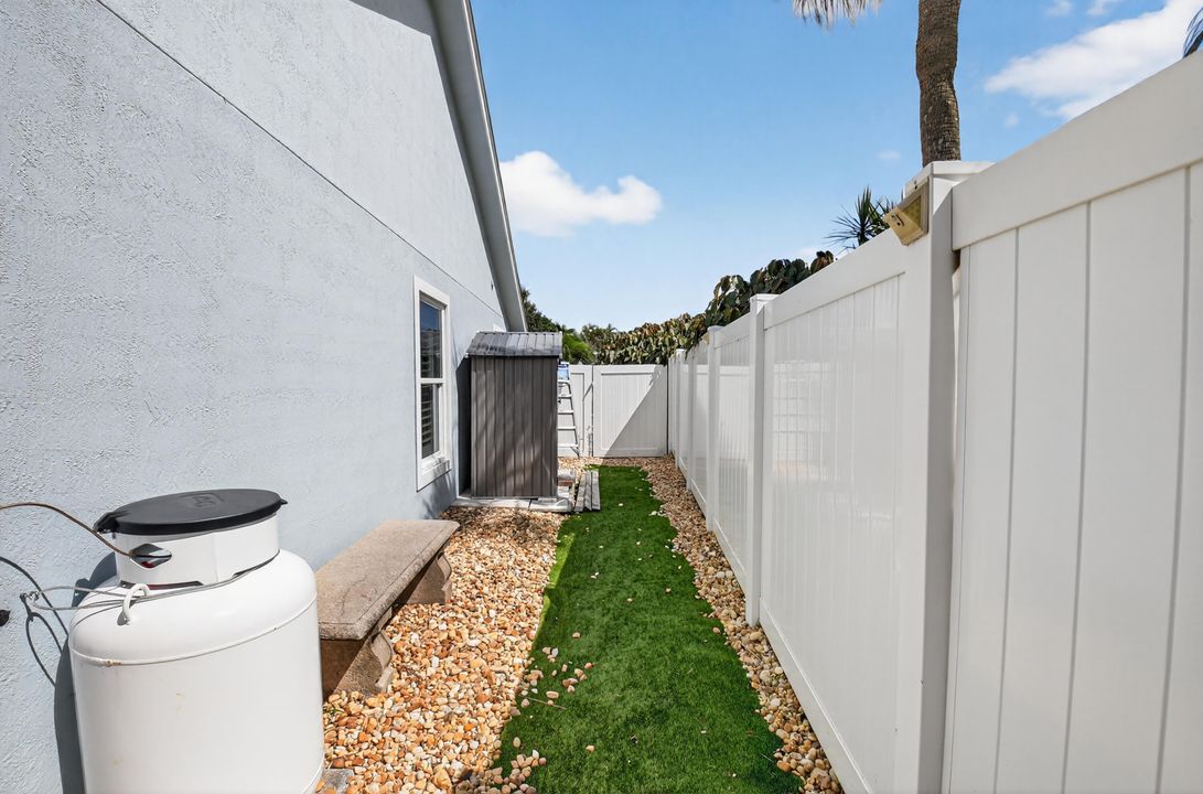 Active With Contract: $649,000 (3 beds, 2 baths, 1845 Square Feet)