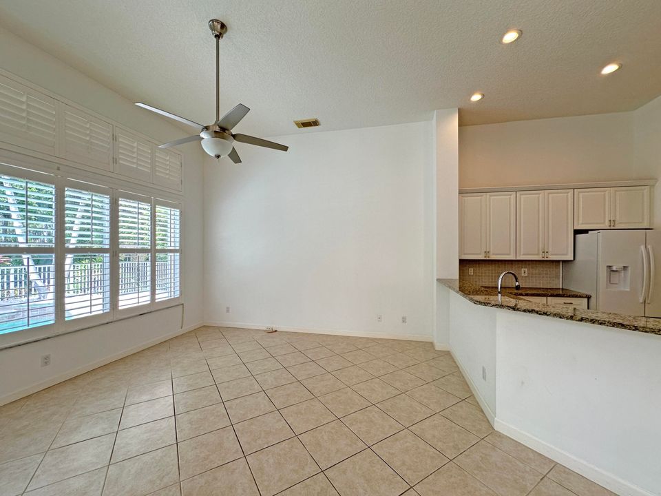 На продажу: $469,900 (3 спален, 3 ванн, 2314 Квадратных фут)