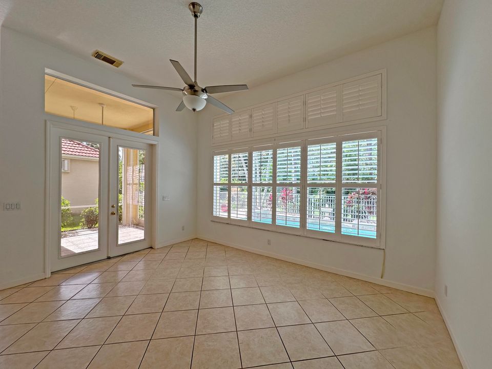 На продажу: $469,900 (3 спален, 3 ванн, 2314 Квадратных фут)